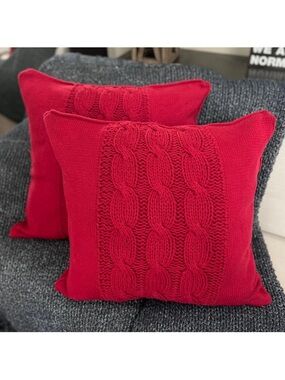 2 Pottery Barn Chunky Cable Knit 24" Throw Pillow Covers Vintage Sweater Red HTF